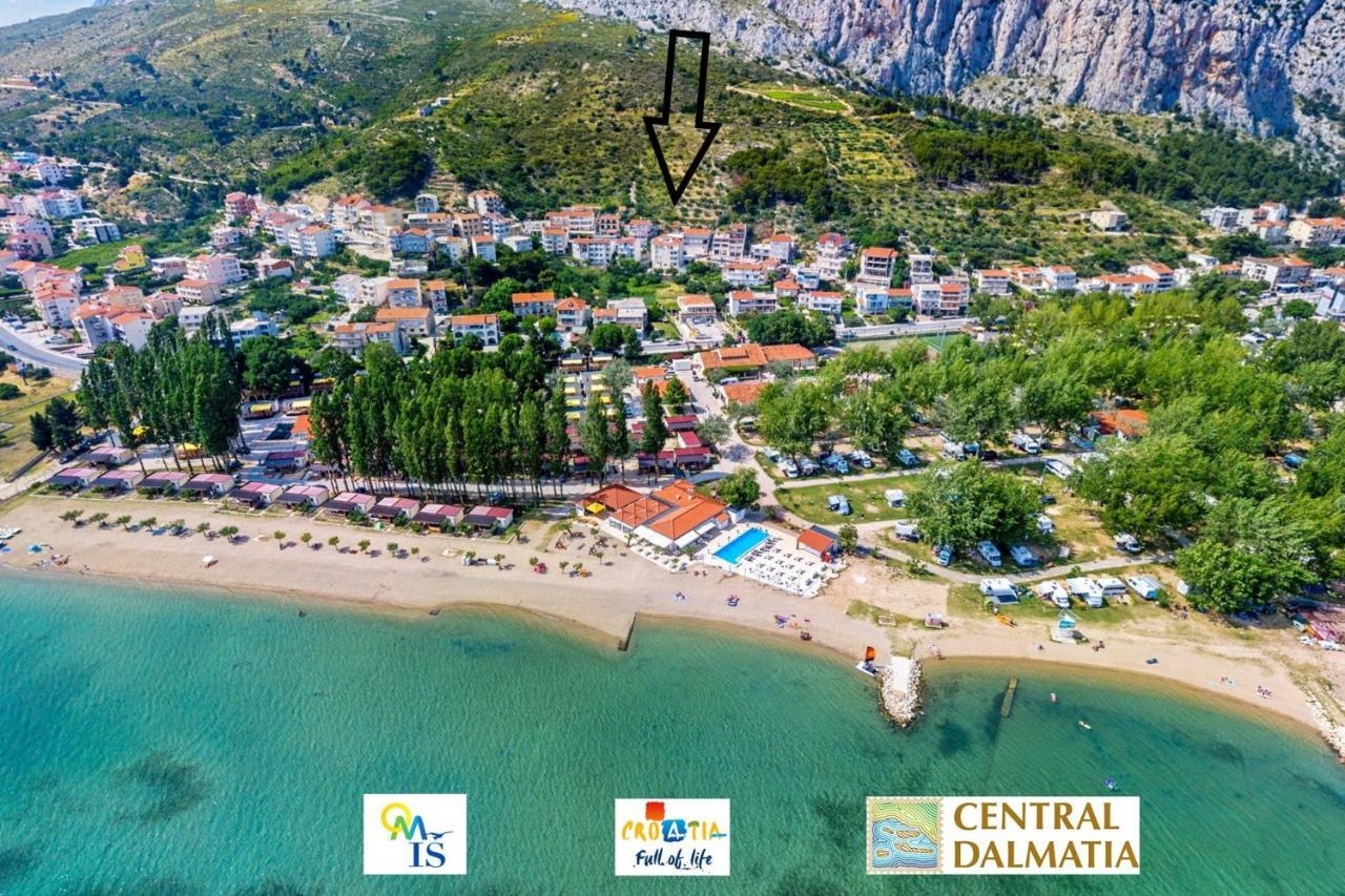 Apartments Rubic Omis- 230M From Sandy Beach Apartman